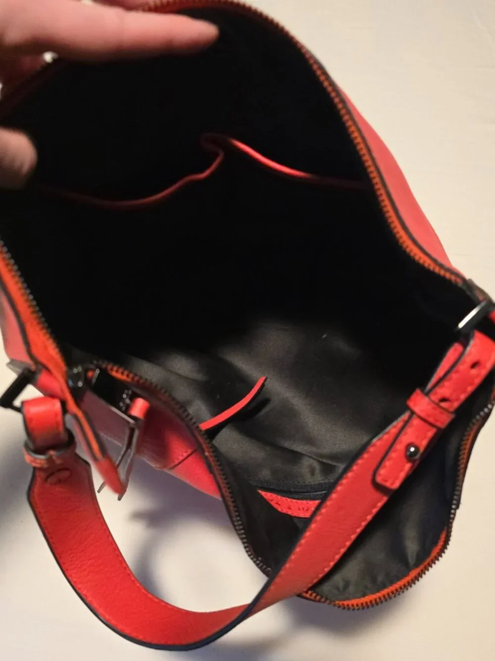 Tahari Channing Hobo handbag red leather Zip Top
